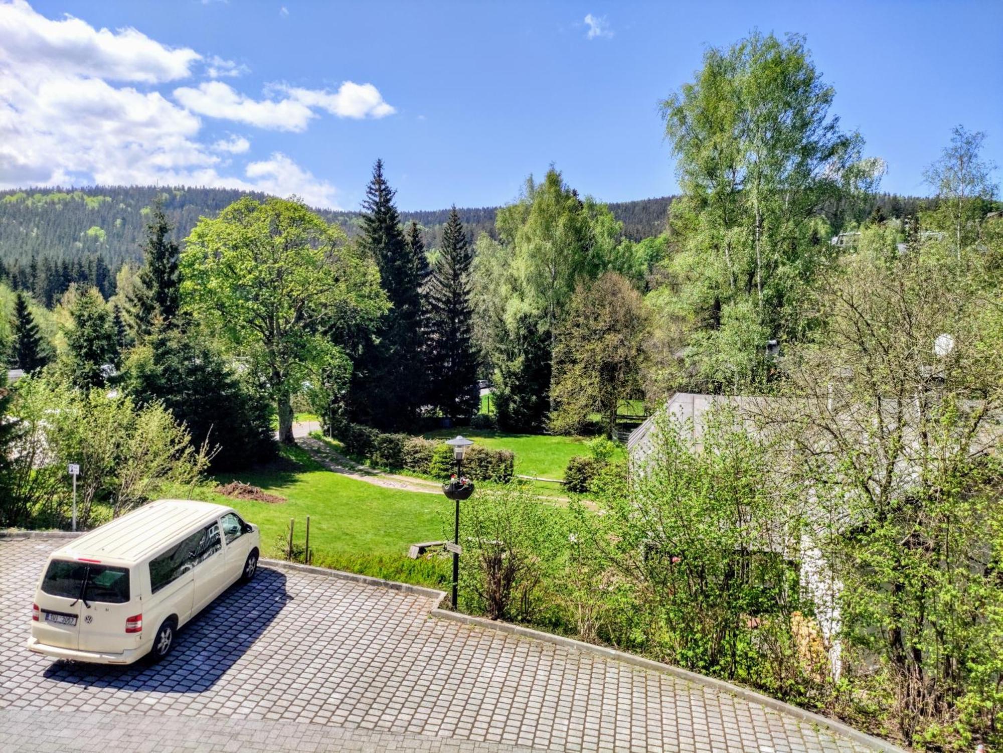 Tiche Anenske Apartmany S Hotelovym Servisem, S Kvalitni Bufetovou Snidani A S Exklusivnim Saunovym Wellness Grotta Spa - By Relax Harrachov Εξωτερικό φωτογραφία